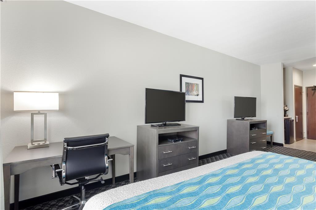 Best Western Plus Waller Hotel Стая снимка